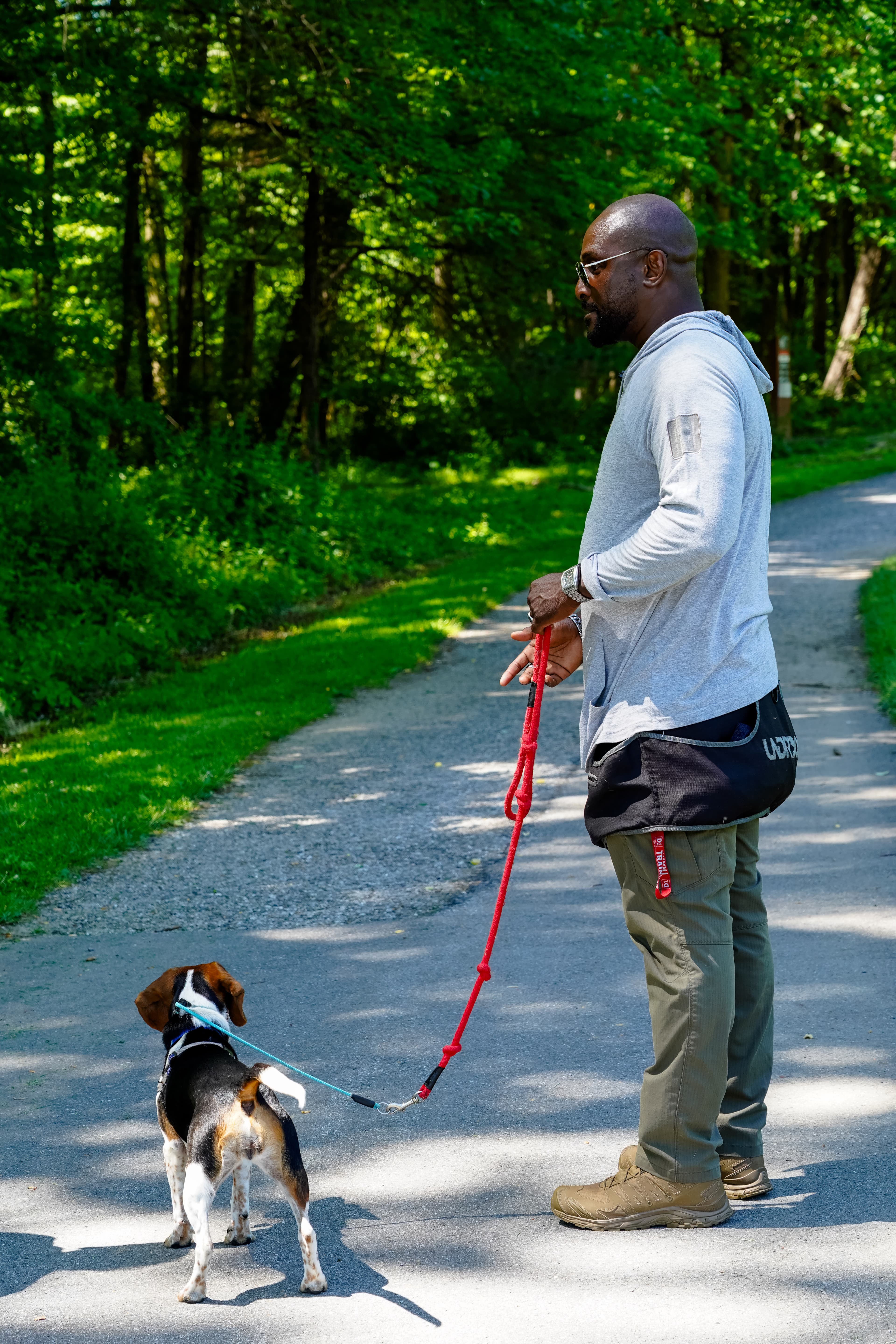 Jay working one-on-one with a dog